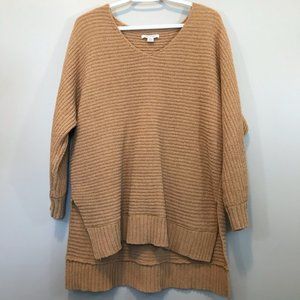 AMERICAN EAGLE Long Sleeve High Low V-Neck Sweater